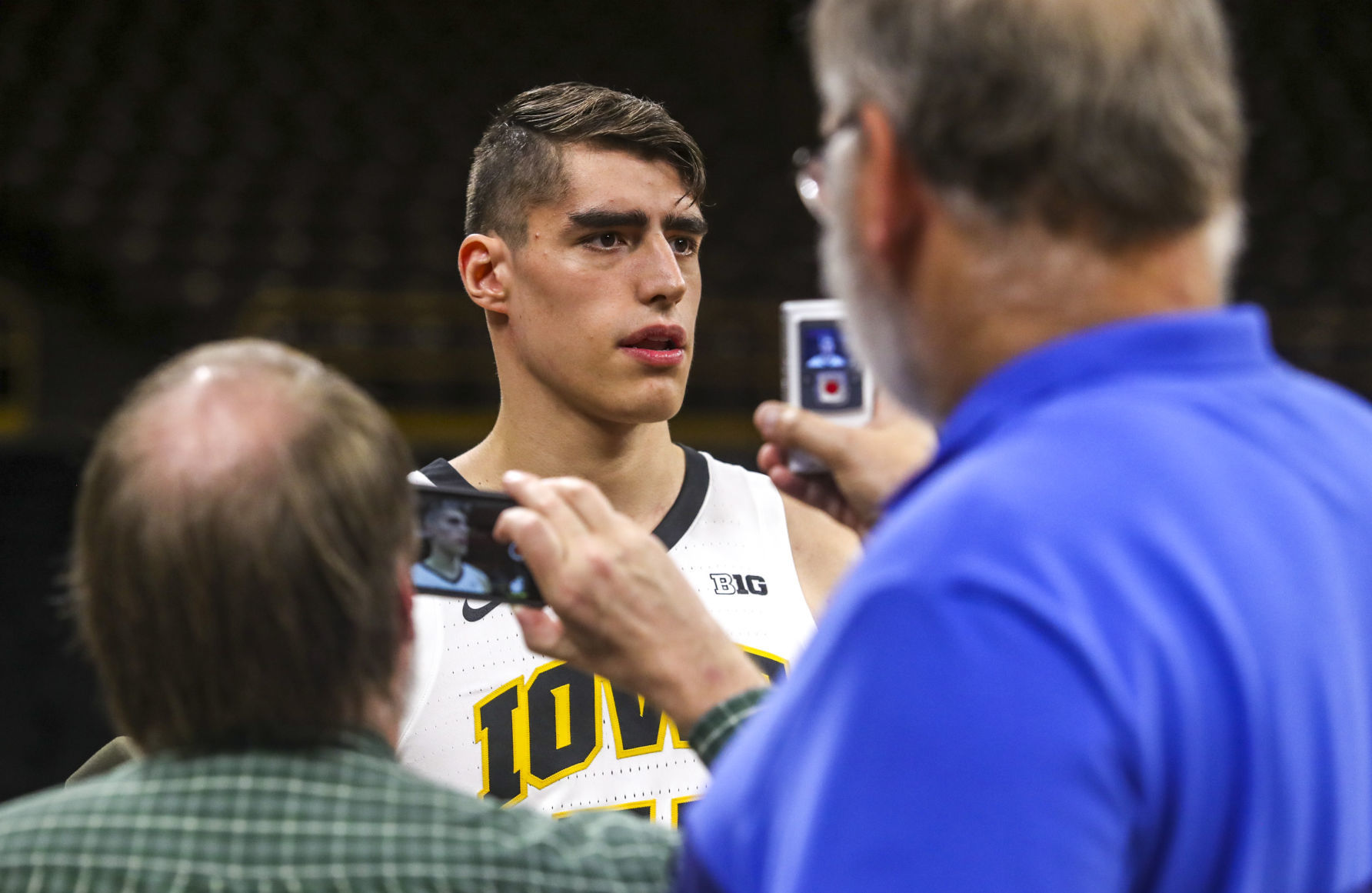100818-Iowa-BB-Media-Day-042